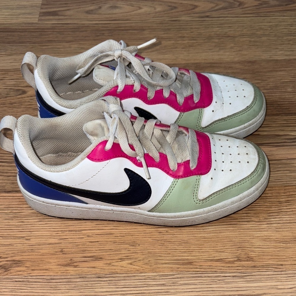 Nike Kids Sneakers - White, Pink, and Purple - Picture 3 of 3